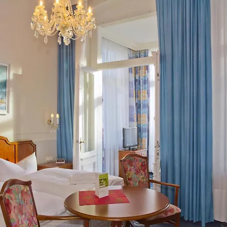 Seetelhotel Esplanade Mit Aurora Zwei Als Rueckzugsorte Mit Stil, Genuss Und Geschichte Heringsdorf (Usedom)