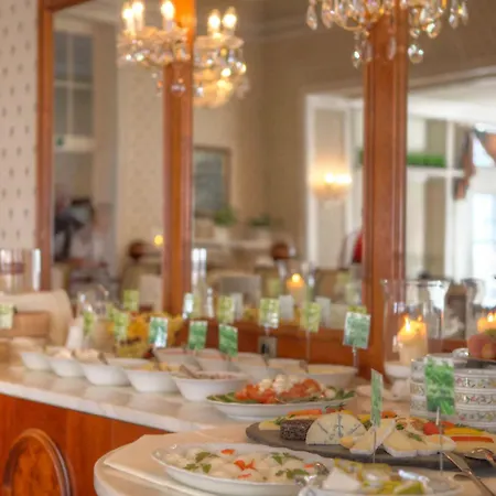 Seetelhotel Esplanade Mit Aurora Zwei Als Rueckzugsorte Mit Stil, Genuss Und Geschichte 3*